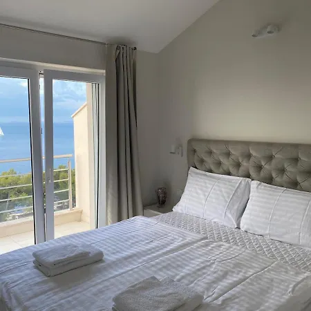 Amazing Galeb In Apartment Murter