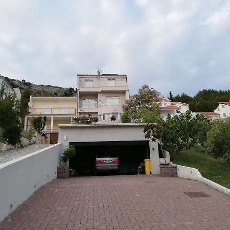 Apartment Amazing Galeb In
